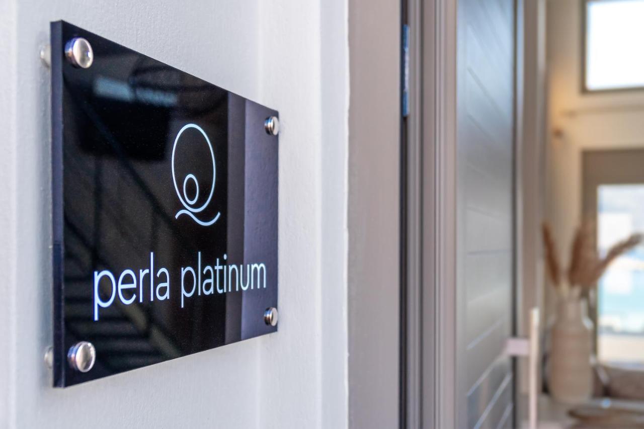 La Perla Suites Agioi Apostoloi  Luaran gambar