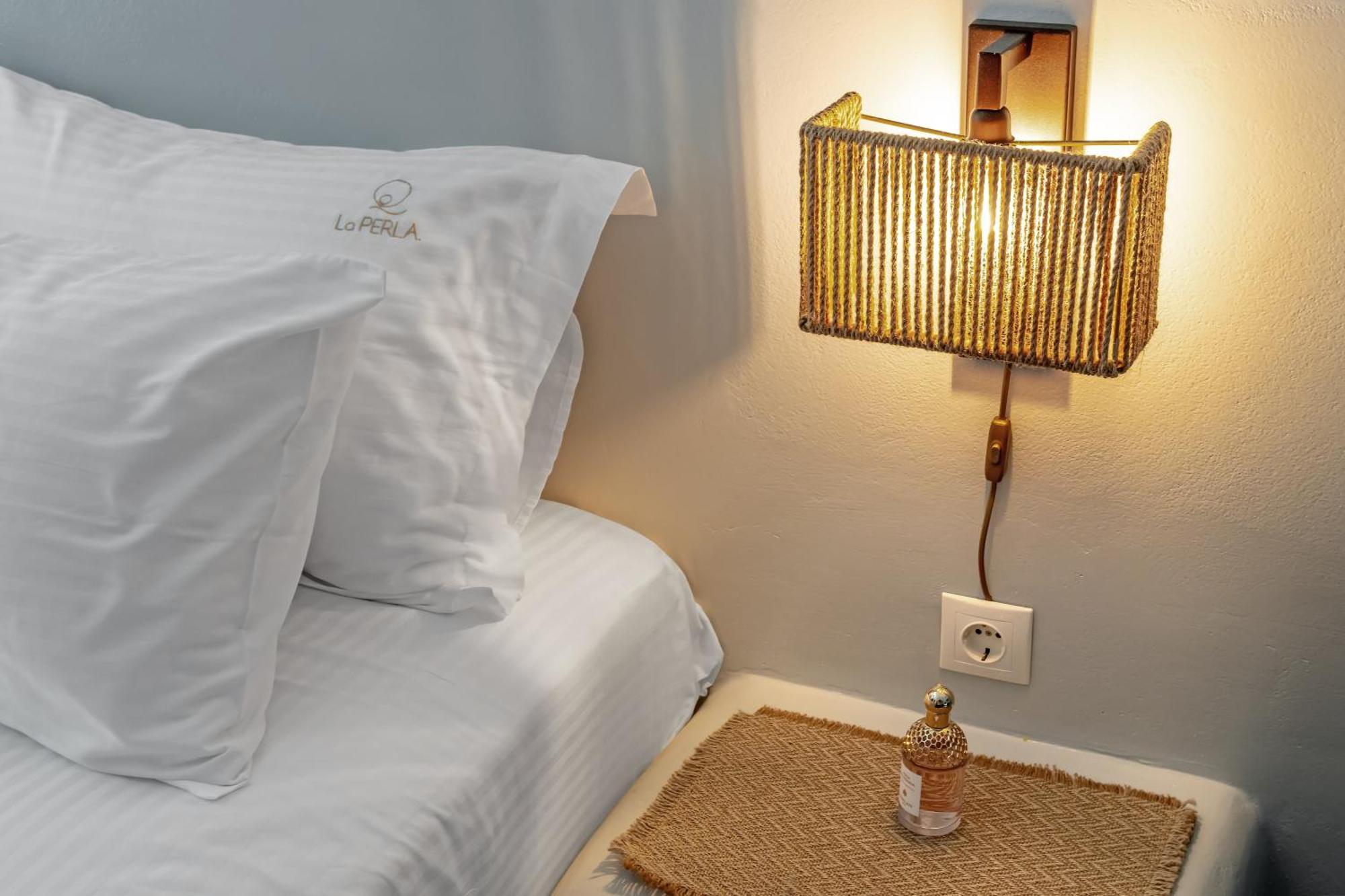 La Perla Suites Agioi Apostoloi  Luaran gambar