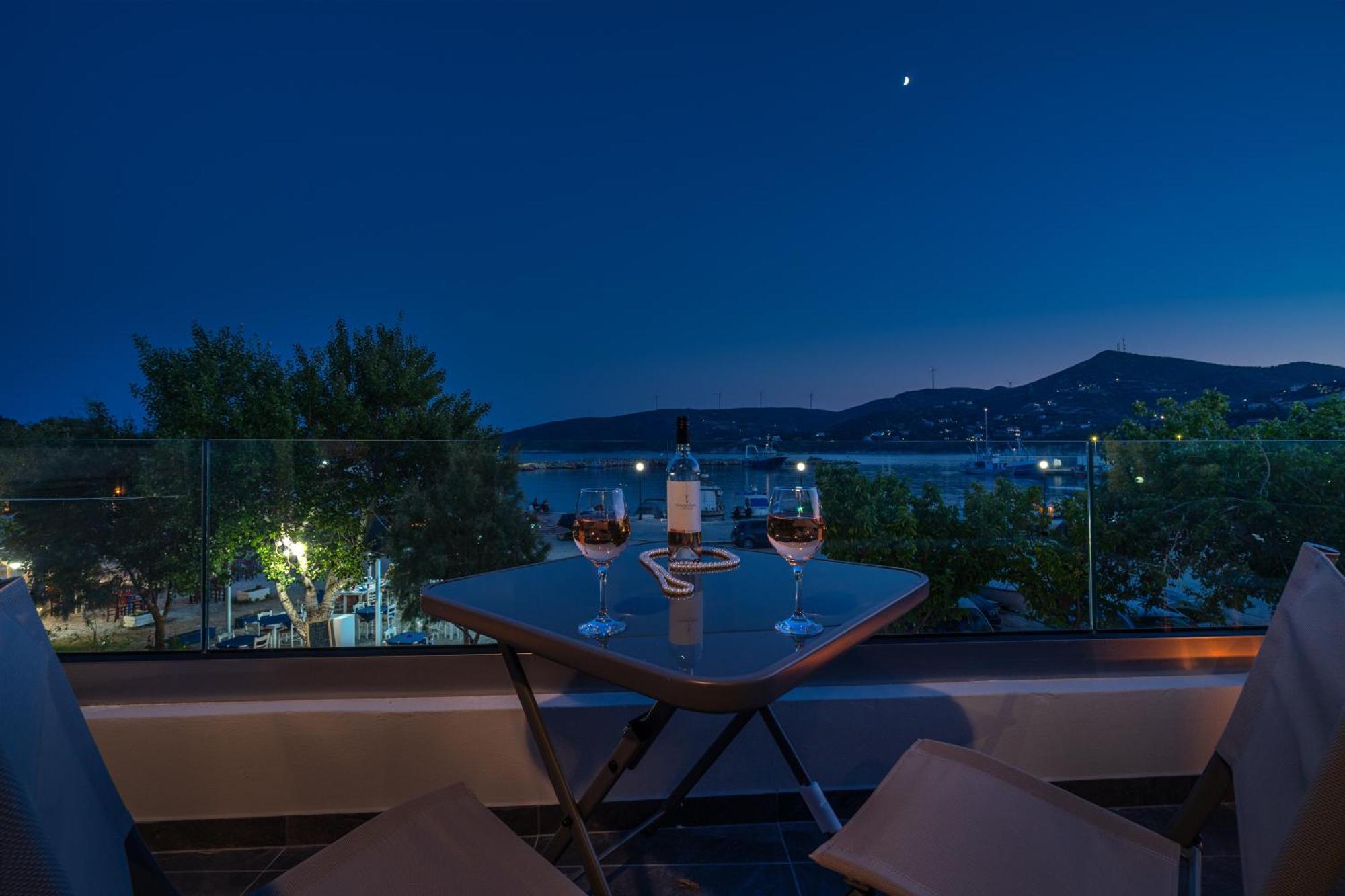 La Perla Suites Agioi Apostoloi  Luaran gambar